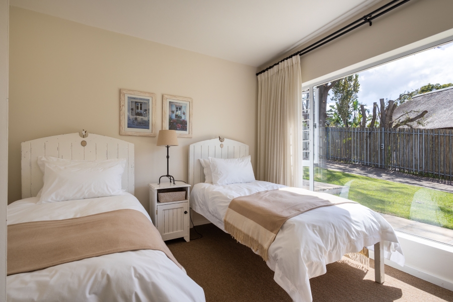 6 Bedroom Property for Sale in Lower Robberg Western Cape